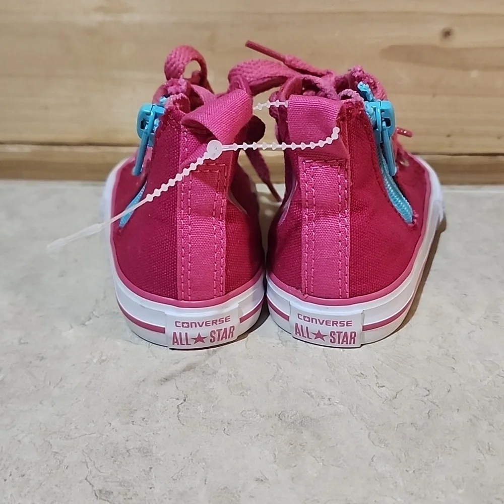 Toddlers Converse Sneakers size 3t
